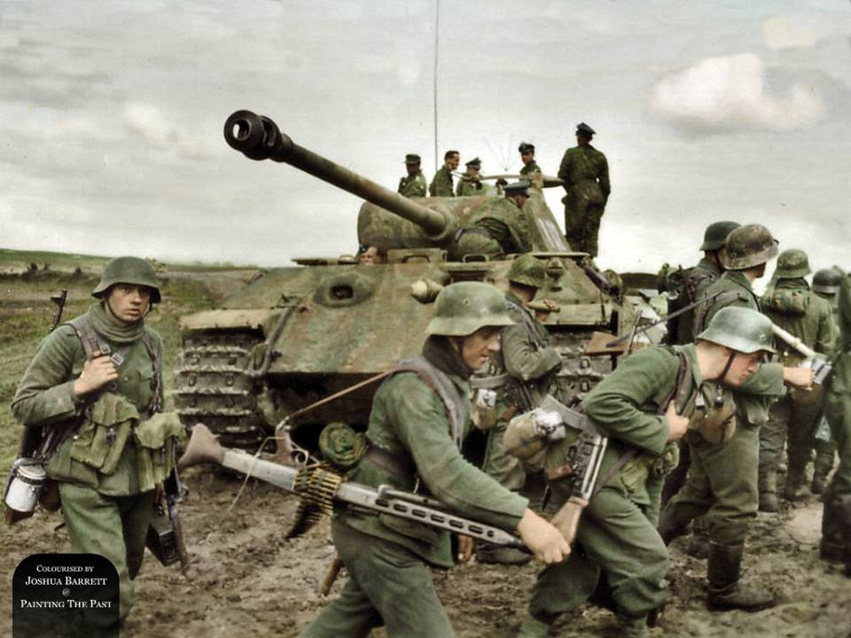 Panther avec infanterie allemande (6 avril 1944)